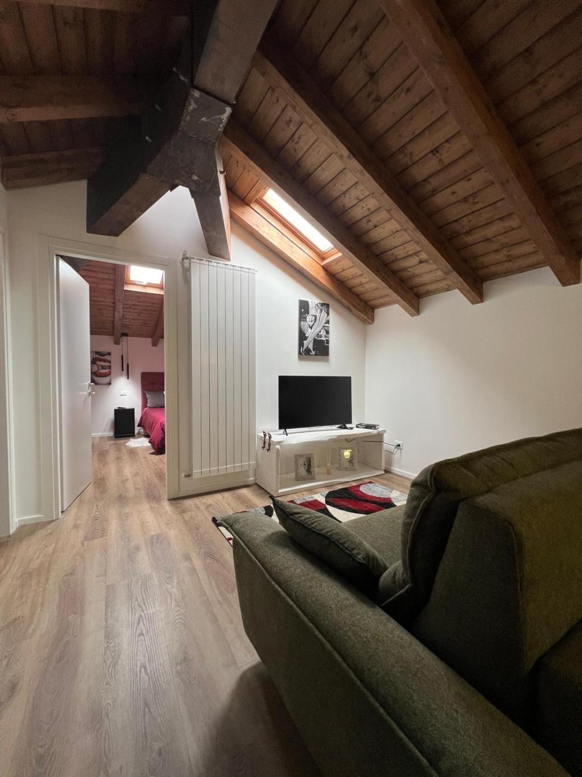 Abitare Il Tempo-Elegante E Moderno-Ad 1 Bus Da Roma Apartment Velletri Exterior photo