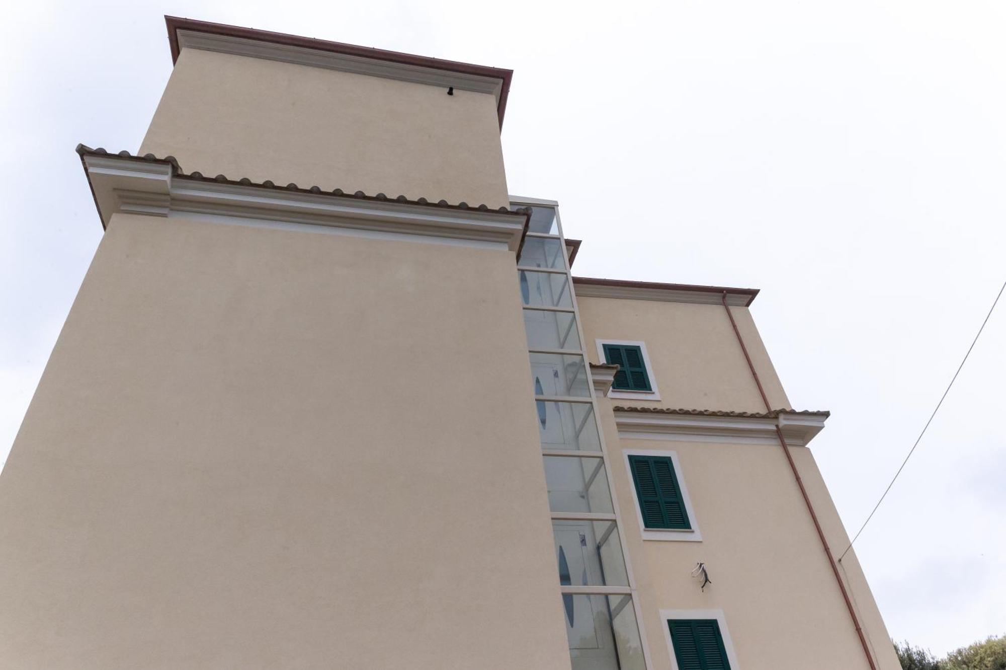 Abitare Il Tempo-Elegante E Moderno-Ad 1 Bus Da Roma Apartment Velletri Exterior photo